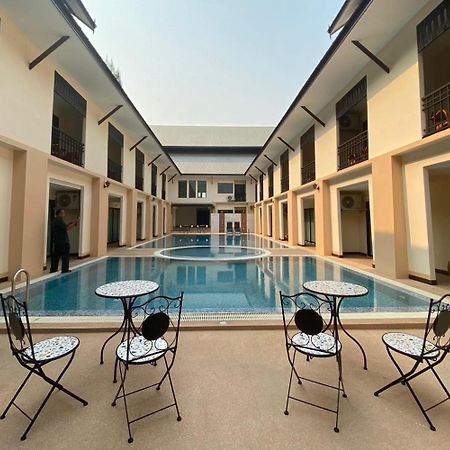 Peacock De Pai Hotel מראה חיצוני תמונה