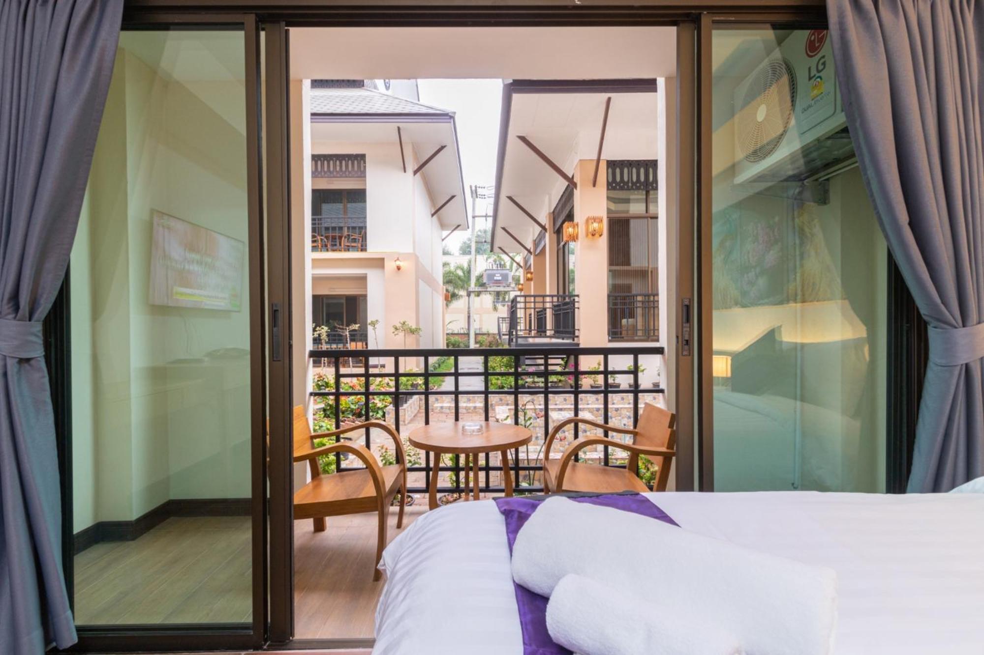 Peacock De Pai Hotel מראה חיצוני תמונה